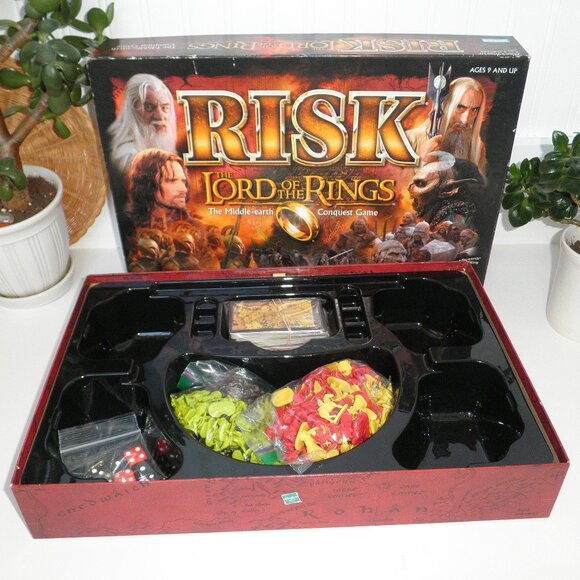 Vintage 2002 The Lord of the Rings RISK Board Game The Middle Earth Conquest - Picture 3 of 12